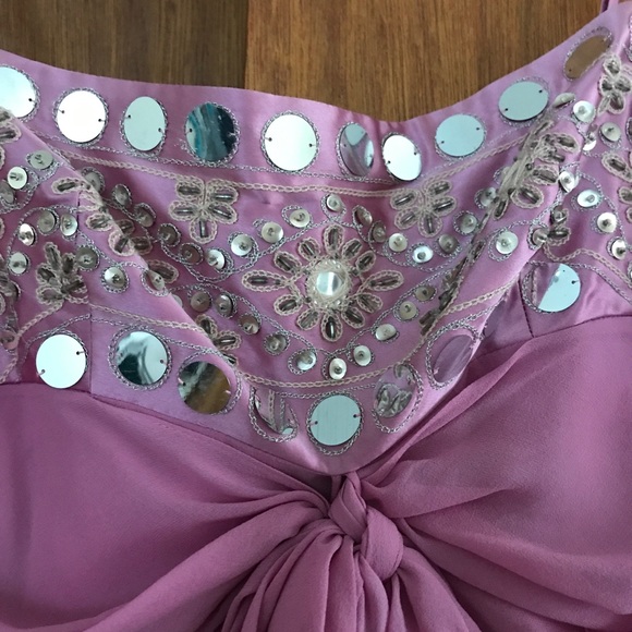 Mauve/pink BCBG chiffon dress. Size 2P. Worn once - Picture 3 of 5